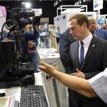 Медведев: Нужно запускать в серийное производство российский 3D-принтер по металлу