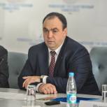 Ситников: В приоритетах ямальского законотворчества – социальная направленность