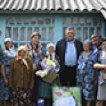 Труженица тыла приняла поздравления  в честь 90-летнего юбилея