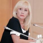 Оксана Пушкина: Необходим жесткий контроль за реализацией социальных программ