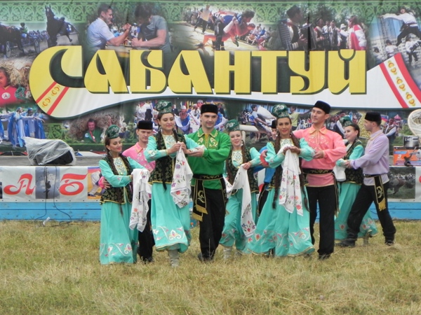 Минниханов поприветствовал гостей Сабантуя в Малмыже Кировской области