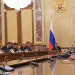 Государство выделит средства на лекарства для льготников и лечебное питание