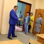 «Единороссы» контролируют ход подготовки образовательных учреждений к новому учебному году