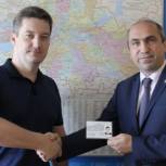 Антон Гетта получил удостоверение кандидата в депутаты Госдумы