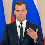 Медведев: Россия будет защищать интересы своих спортсменов всеми возможными способами