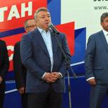 Жители Лаишевского района дали наказ команде эстафеты «Сильный Татарстан! Единая Россия!» решить вопрос со строительством ледового дворца и стадиона