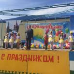Рафаэль Марданшин принял участие в торжественном мероприятии, посвященном Дню села и Дню работников нефтяной и газовой промышленности в пос. Краснохолмский