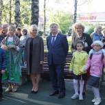 В Клинском районе продолжают устанавливать детские игровые комплексы