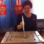 Мануйлова проголосовала в Бердске