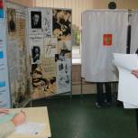 Полтавченко проголосовал на выборах в Госдуму и Заксобрание