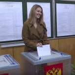 Депутат Государственной Думы Мария Кожевникова проголосовала в Вологде