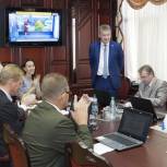 Депутаты фракции «ЕДИНАЯ РОССИЯ» поздравили Сергея Коткина с победой на выборах в Государственную Думу