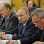 Путин поручил ОПК выполнять требования госзаказа к перспективным образцам оружия и техники 