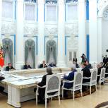 Путин: Госдума должна вести прямой, открытый, честный диалог с гражданами