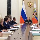 Глава государства: При подготовке бюджета необходим акцент на адресном исполнении социальных обязательств