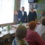 Калачеевские партийцы чествовали ветеранов-педагогов