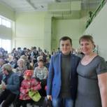 Партийцы Октябрьского района поздравили людей элегантного возраста