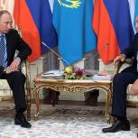 Путин: Нужно нивелировать факторы, негативно влияющие на торговлю России и Казахстана
