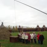 Партийцы Казани организовали экскурсию для ветеранов