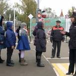 Первые уроки вождения посетили школьники в автогородке Реутова