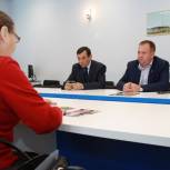 Прием избирателей провел депутат Государственного Совета Удмуртской Республики Алексей Санников