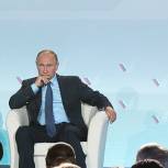 Путин требует строить в Крыму новые медучреждения