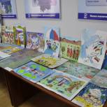 Альбина Бурангулова поздравила победителей конкурса детских рисунков «Единство народов России»