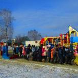 В Петровске на новой детской площадке прошёл праздник первого снега