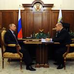 Путин: Налоговая служба обеспечивает финансовую устойчивость государства