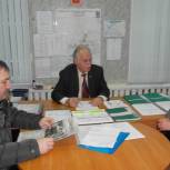 Устьвымские единороссы помогли землякам