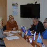 В Тихвине депутаты ЗАКСа провели прием граждан