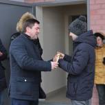 В Каменске-Уральском новоселам вручили ключи от новостройки