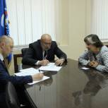 1 декабря общественная приемная Партии работает в усиленном режиме