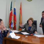Татьяна Воропаева провела прием граждан в Апастово