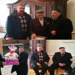 Малгобекские единороссы навестили ветеранов ВОВ