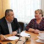 Валерий Ильенко провел личный прием граждан в Колывани