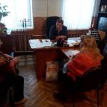 Сергей Чесалин провел прием граждан в поселке Радица-Крыловка