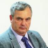 Сергей Толстиков поздравил с Новым годом малообеспеченные семьи Жуковского района 