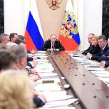 Единый стандарт сервиса и управления МКД в России должен быть готов к следующей зиме - Путин