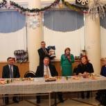 Во Владимире пенсионеров поздравили с новогодними праздниками 