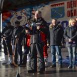 Хоккей в валенках - новая забава Ленинградской области 
