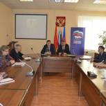 Владимир Шапкин принял участие в круглом столе по теме капитального ремонта