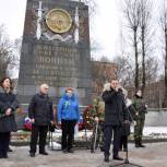 На воинском захоронении «Дачное» состоялся торжественно-траурный митинг в память о погибших ленинградцах
