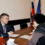 Евгений Ревенко провел прием граждан