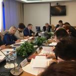 Депутат Госдумы Александр Авдеев держит на контроле вопросы, поступившие в общественную приемную партии "Единая Россия"