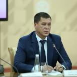 На депутатах лежит особая ответственность за партийные проекты – Зариф Байгускаров