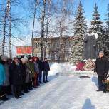 Башмаковский район: возложение венков к памятнику воинам-интернационалистам