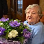 Единороссы поздравили жительницу Жуковского со 100-летним юбилеем