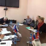 Жителей Гусь-Хрустального волнуют проблемы ЖКХ, транспортной обеспеченности и безнадзорных животных