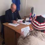 Депутат Анатолий Фесенко встретился с жителями Зеи и провел тренировку для юных каратистов